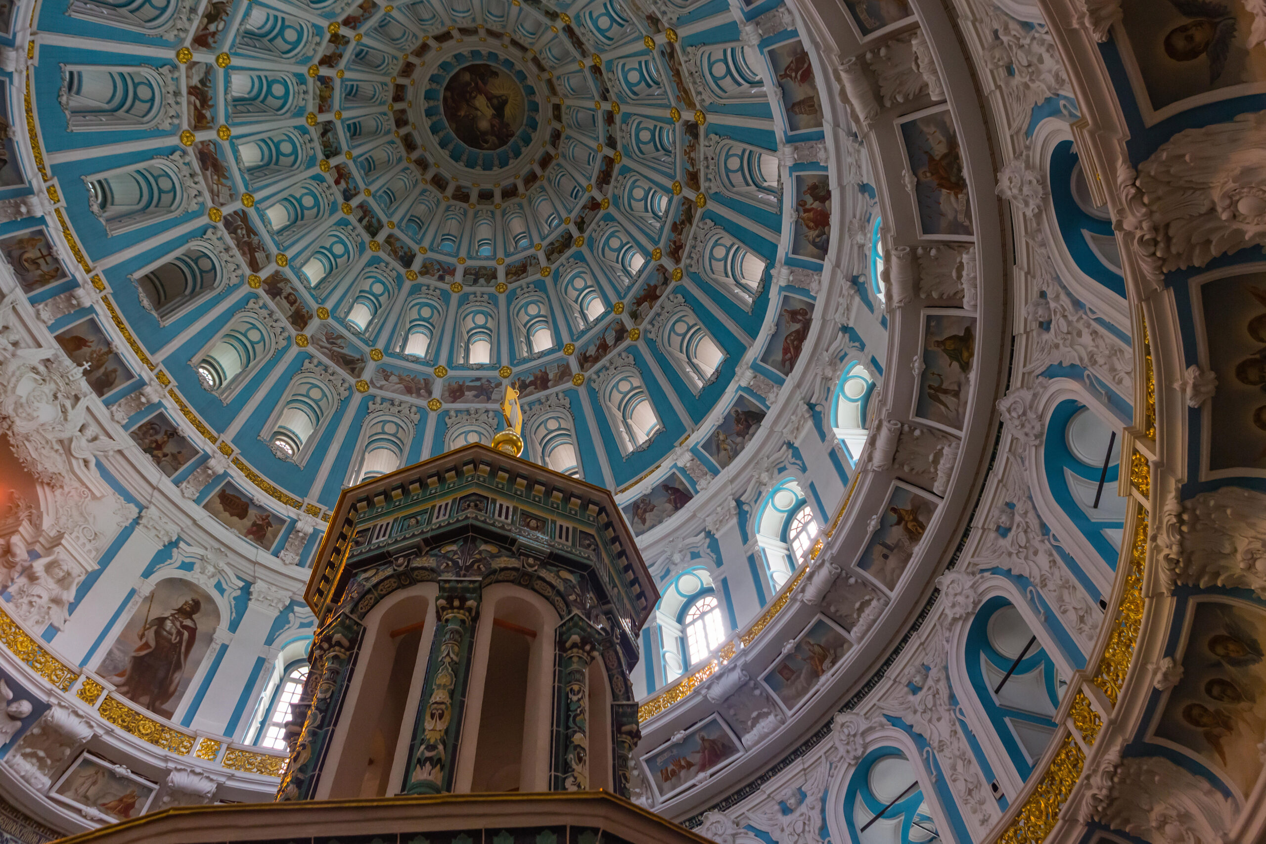 Picture of the Replica of the church of the Holy Sepulchre in the Resurrection Cathedral of the New Jerusalem Monastery on Istra river.